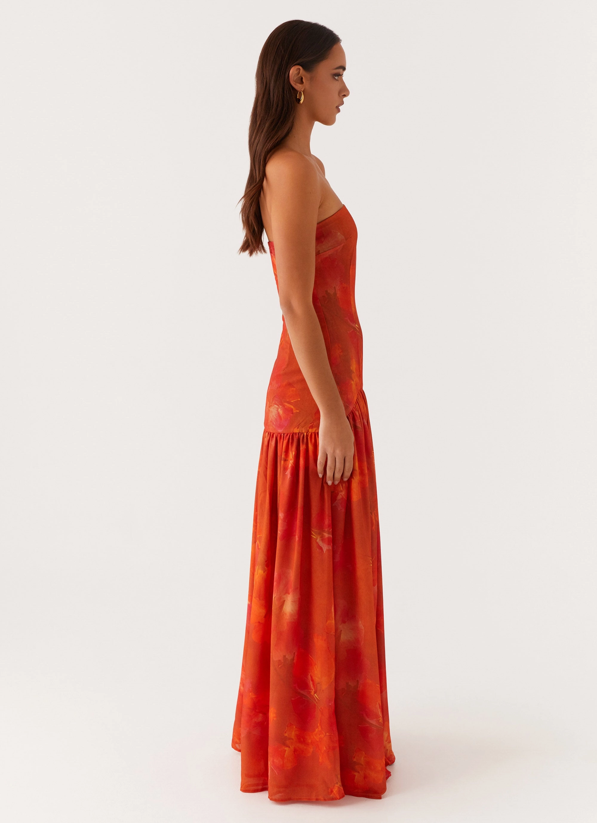 Eden Strapless Maxi Dress - Amber Puff-Sleeve Sporty Look