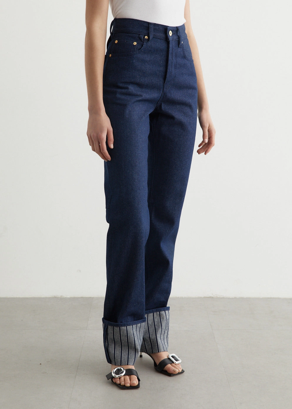 Le De-Nimes Droit Jeans Non-Restricting Always Fits Well