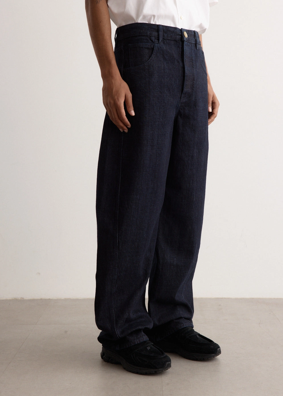 Le De-Nimes Mirada Balanced Shape Student Outfit Streetwear Fan