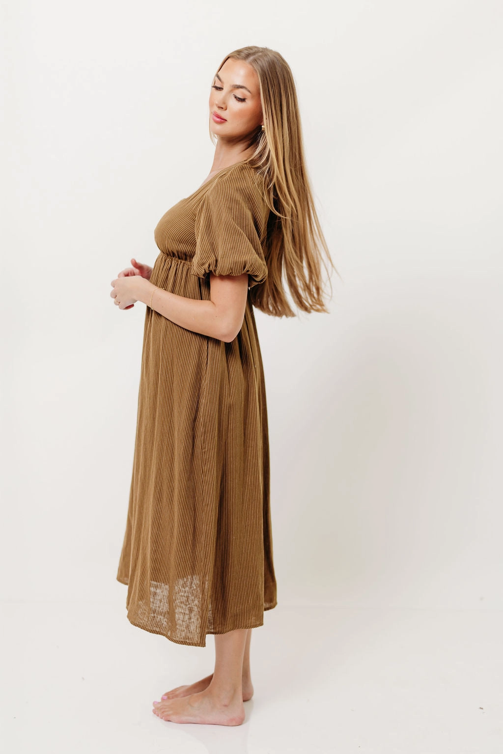 Phoebe Midi Dress in Camel/Cream Winter-Season