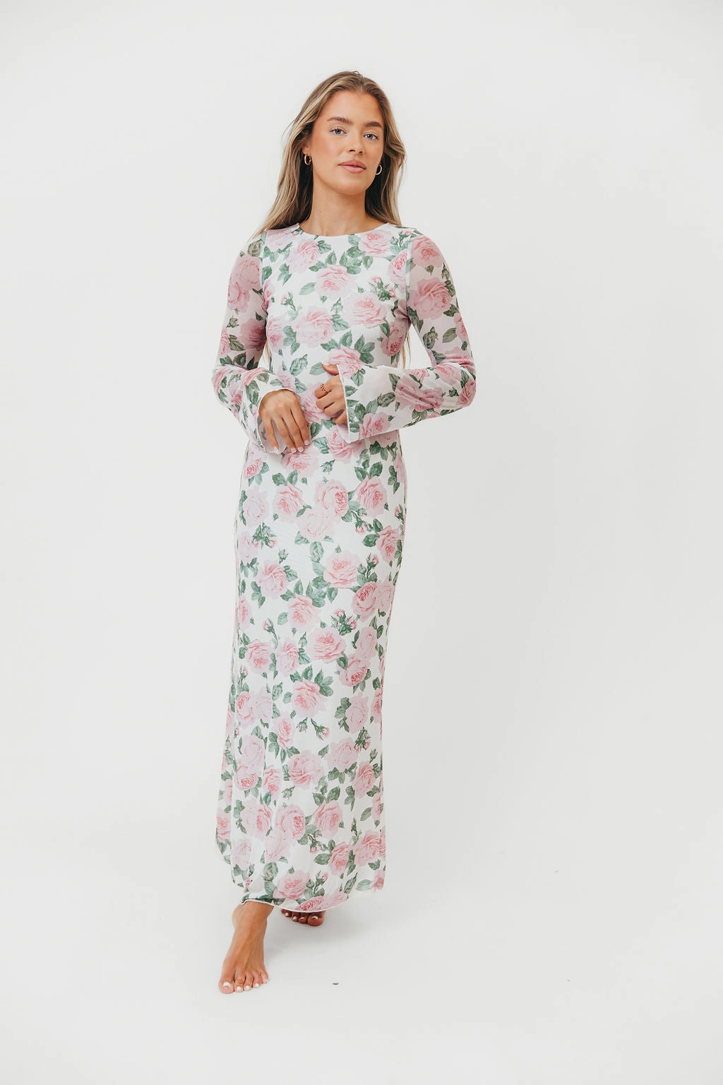 Leeland Floral Print Bell Sleeve Maxi Dress in Light Pink Balanced Lines City Friendly