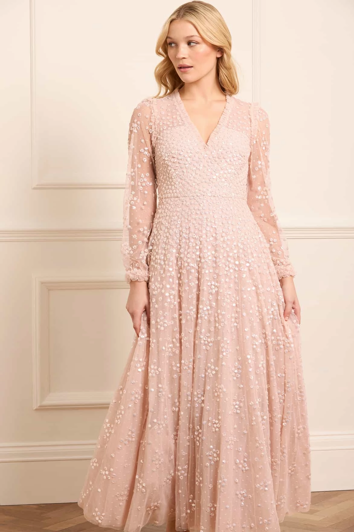 Match Quick Lux Look Leila Dot V-Neck Ankle Gown