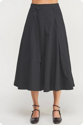 Roll Up Fasten Liana Belted Midi Skirt in Black