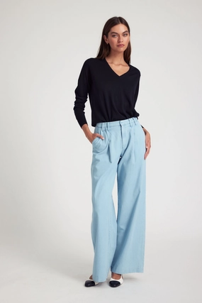 Light Blue Chambray Pleated Trousers Wear Resistant Fabric