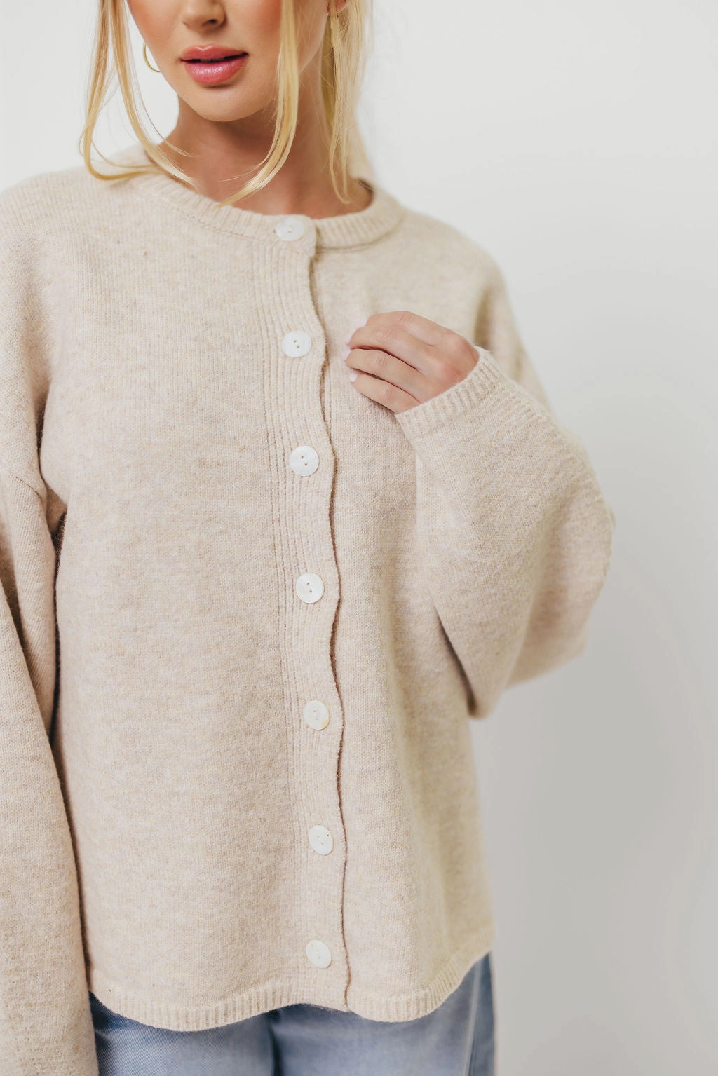 Layered Collar Structure ThermalRegulating Fabric Hartford Cardigan Top in Oatmeal