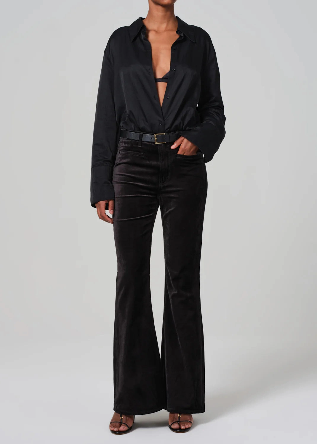 sporty wear Lilah Flare With Welt Pocket Velvet in Black