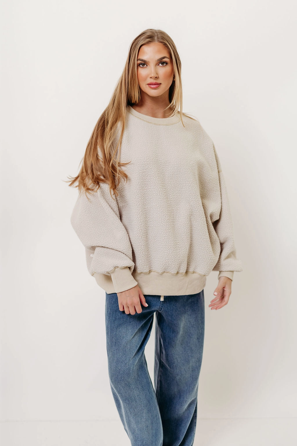 Liv Reversible Fleece Sweatshirt in Natural Seamless Design