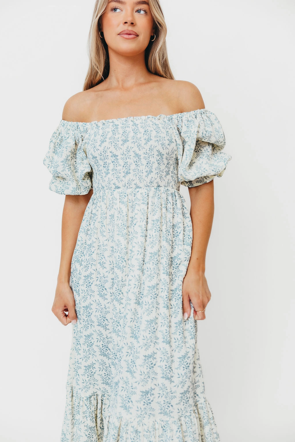 City Friendly Seasonal Essential Livvy 100% Cotton Maxi Dress in Blue Foliage - Bump Friendly & Inclusive Sizing