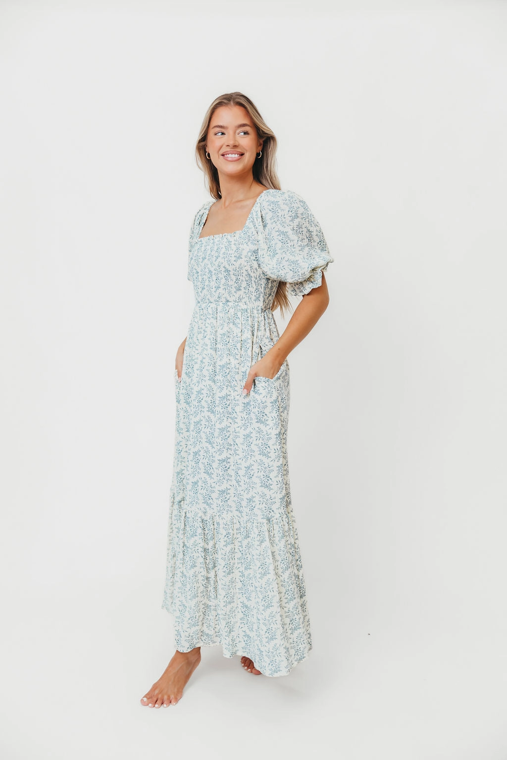 Fashion Look Livvy 100% Cotton Maxi Dress in Blue Foliage - Bump Friendly & Inclusive Sizing