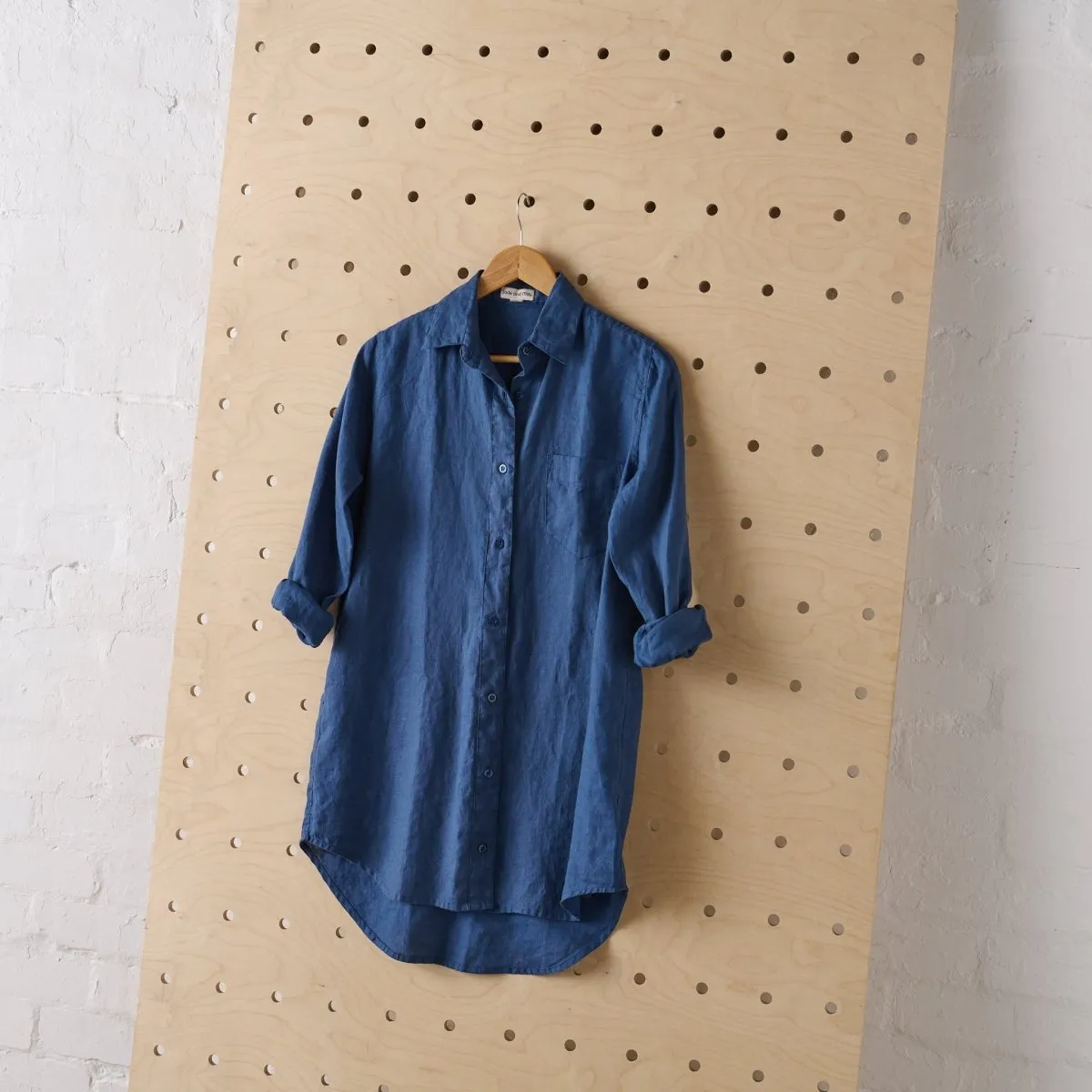 Long Linen Shirt in Navy