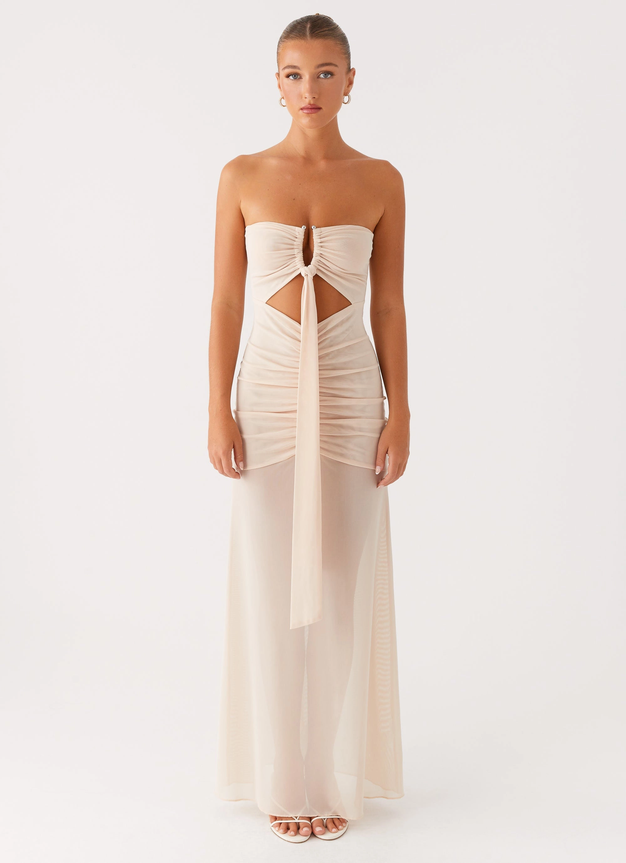 Lovie Maxi Dress - Beige Versatile Look