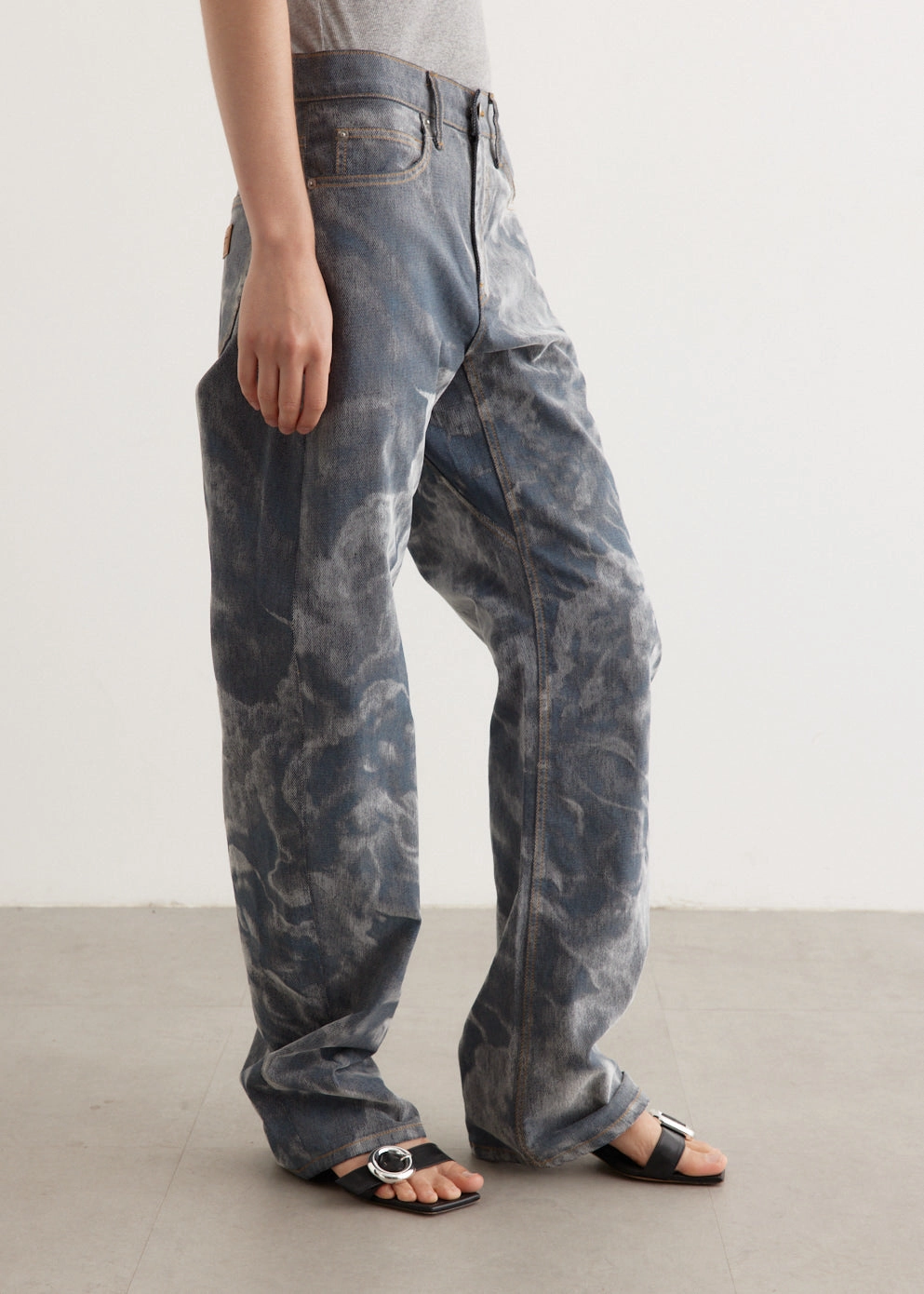 Low Rise Bowed Gusset Jeans Luxury Cut Comfortable Silhouette Minimalist Design