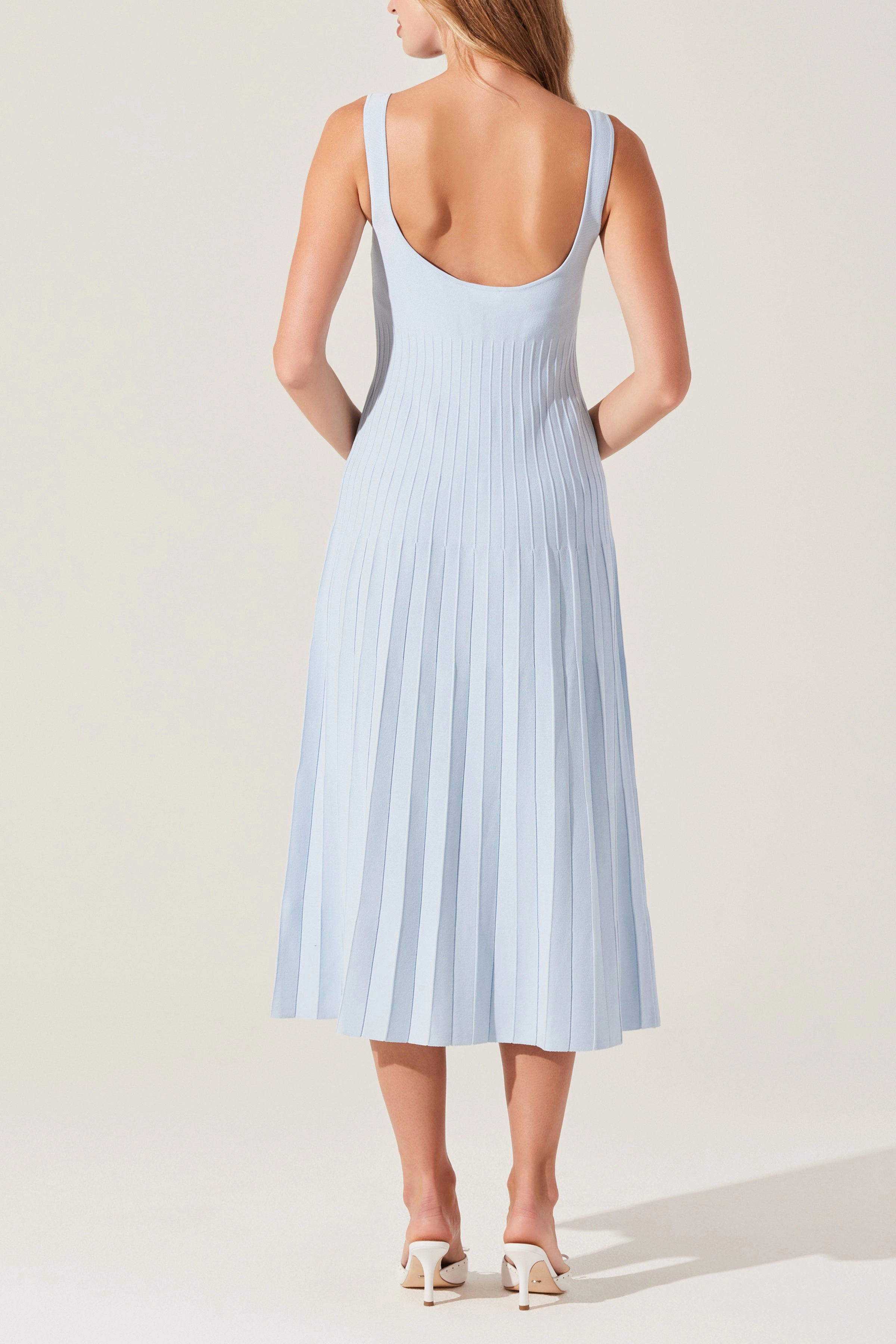 Fit Choice ASTR Aylin Pleated Midi Sweater Dress
