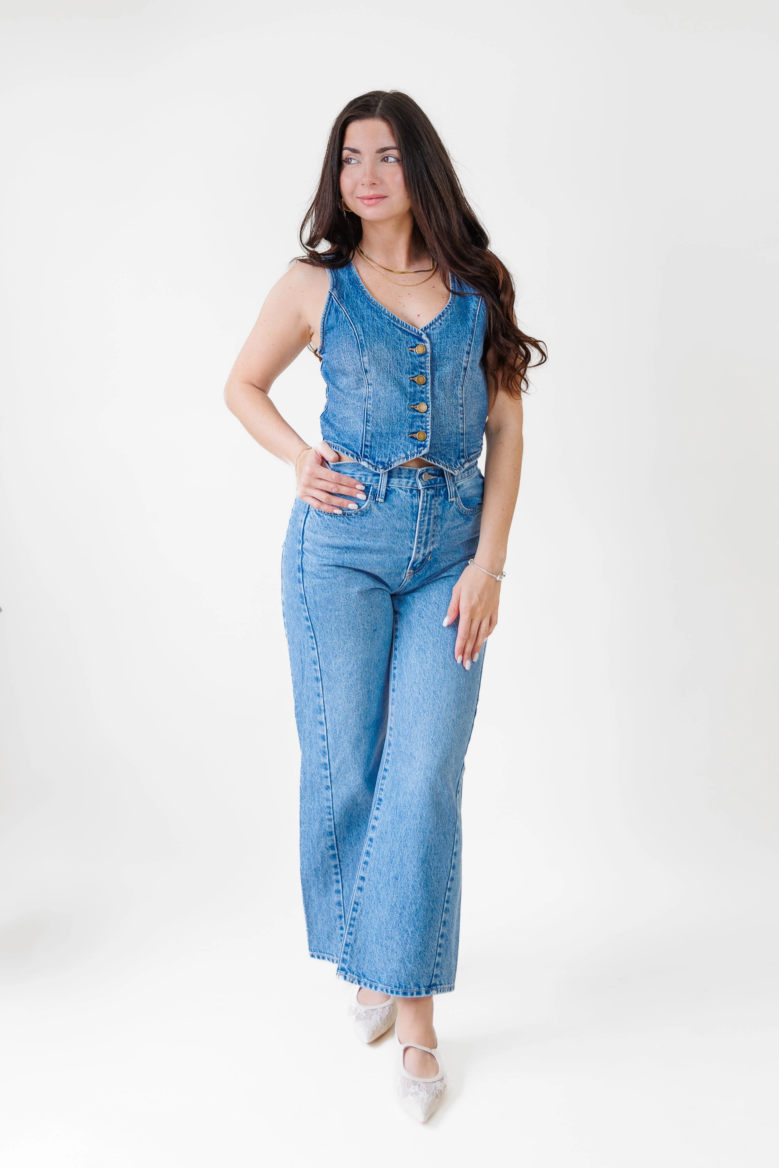 CARRIE RELAXED BARREL JEANS Vintage Wash Smooth zipper closure