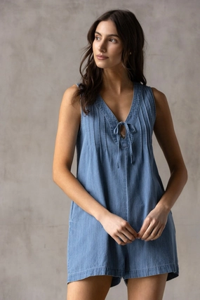 MILLIE V-NECK DENIM ROMPER Spring Attire