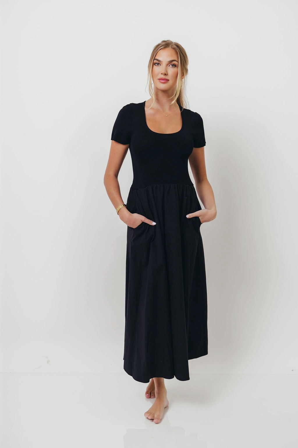 Shiny surface Lynette Maxi Dress in Black