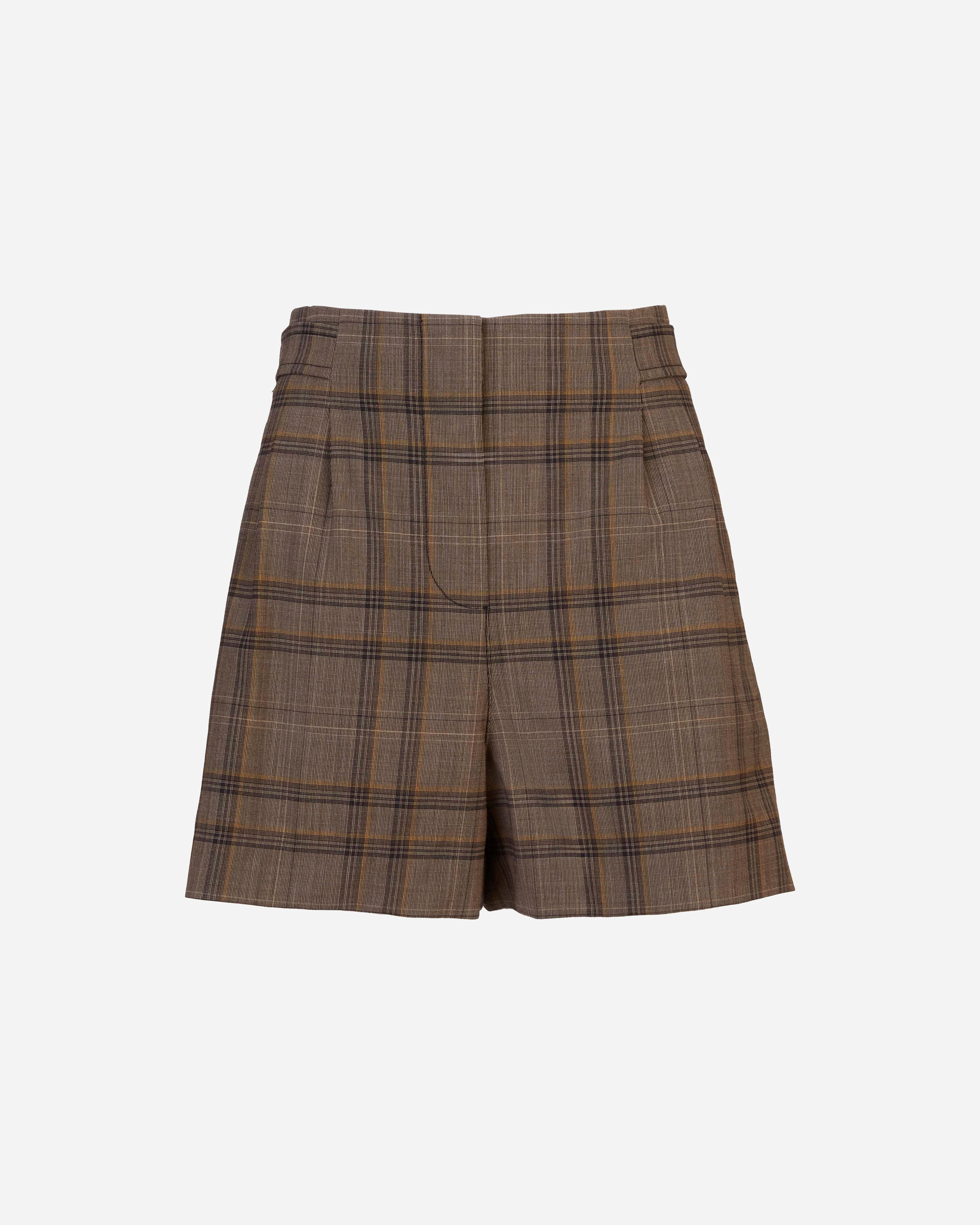 Malek Short Minimalist Look