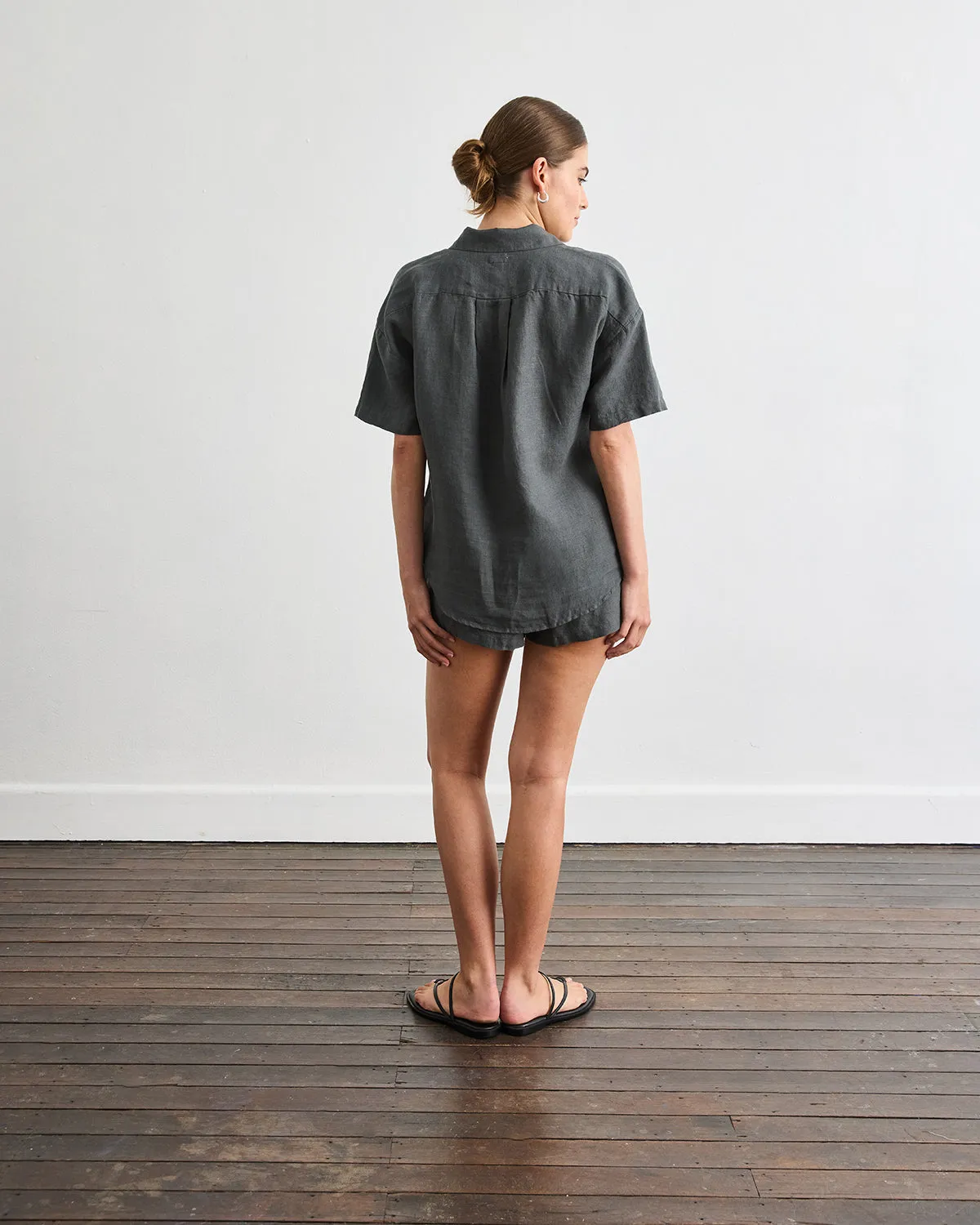 Marina Short Sleeve Shirt in Charcoal