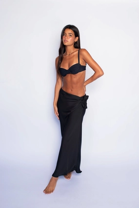 Smooth Texture Marissa Skirt Satin - Black