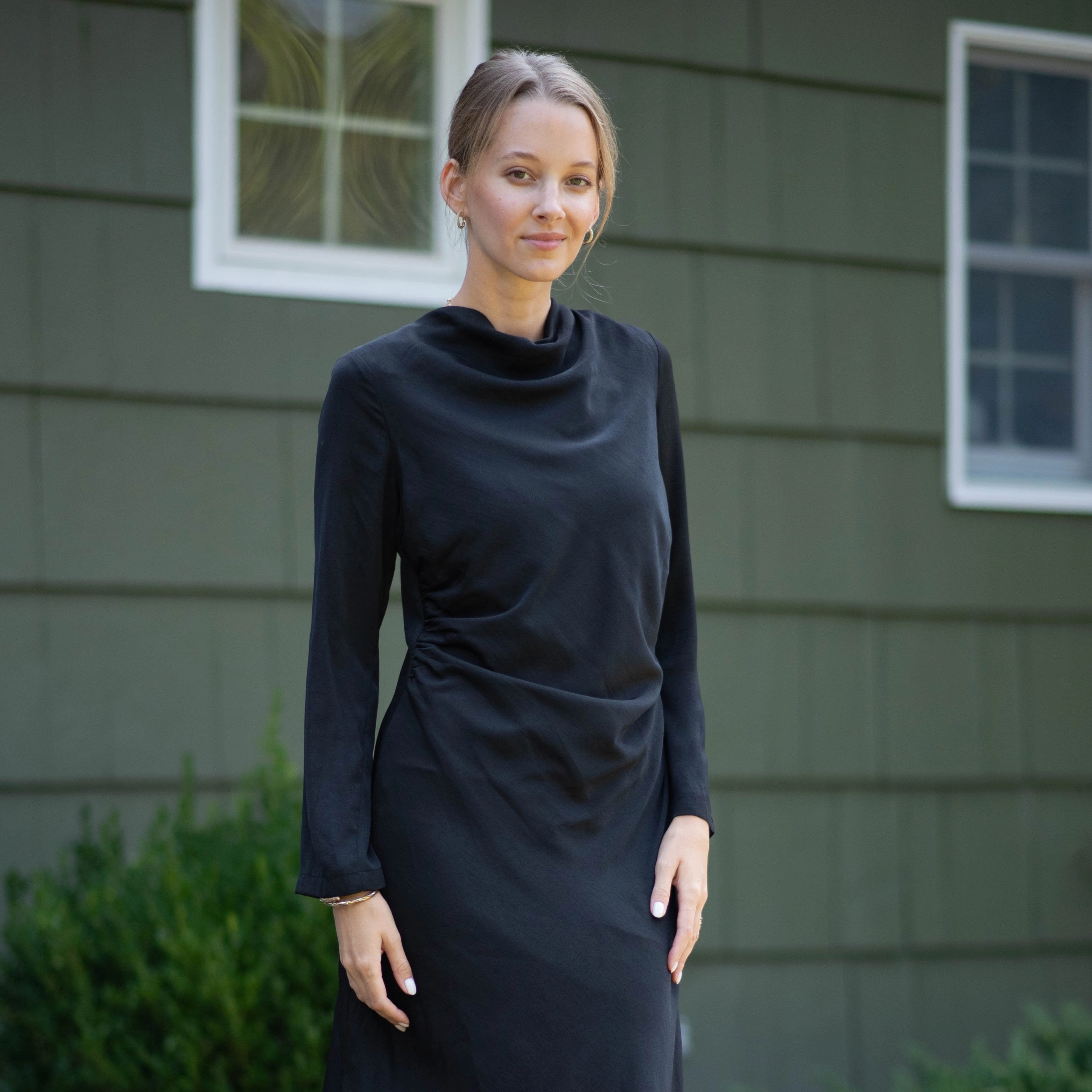 Minimal Fit Smart Blend Marseille Dress | Black [Final Sale]
