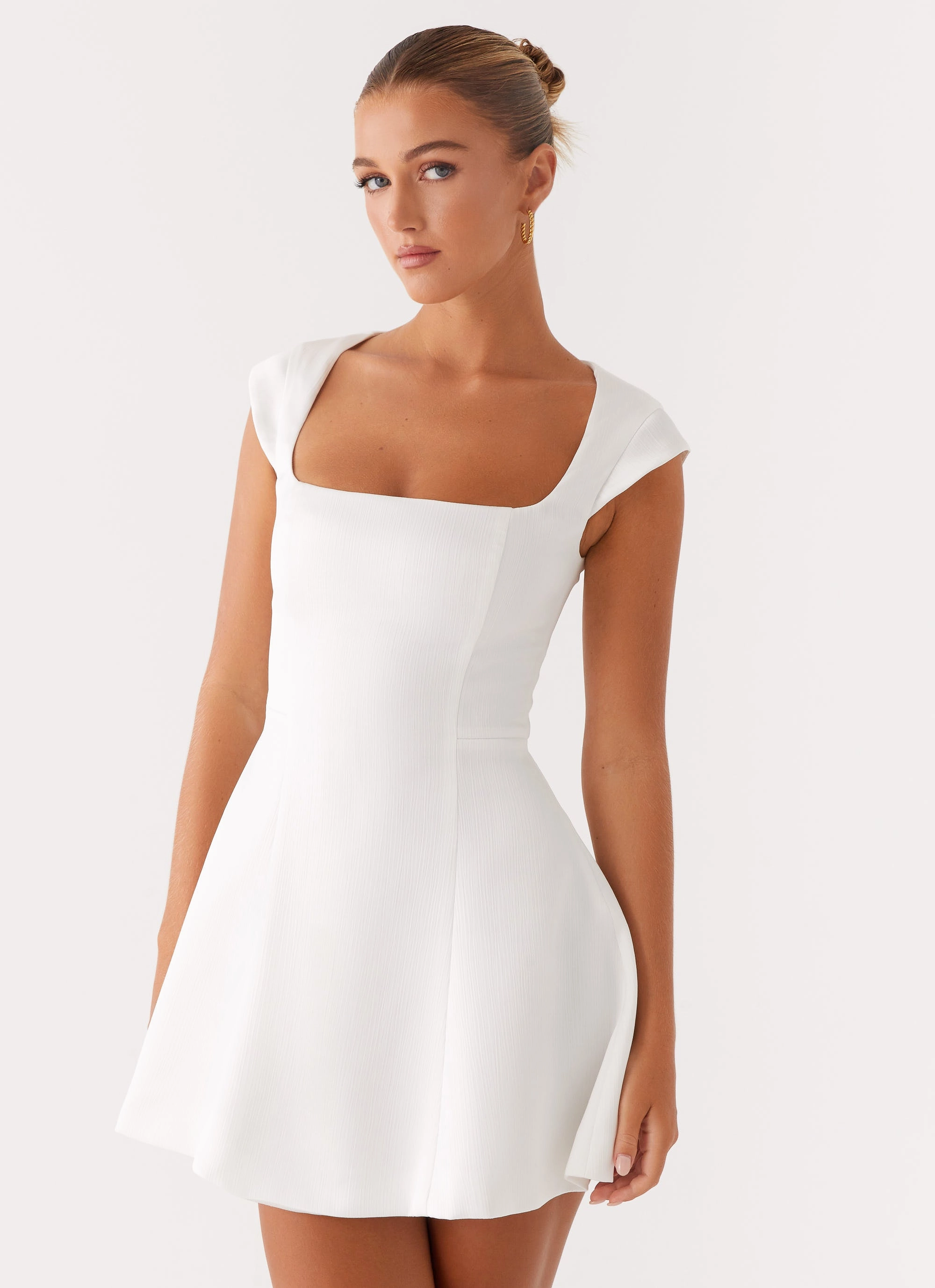 Draped Fabric Smooth Outline Maryjane Mini Dress - White