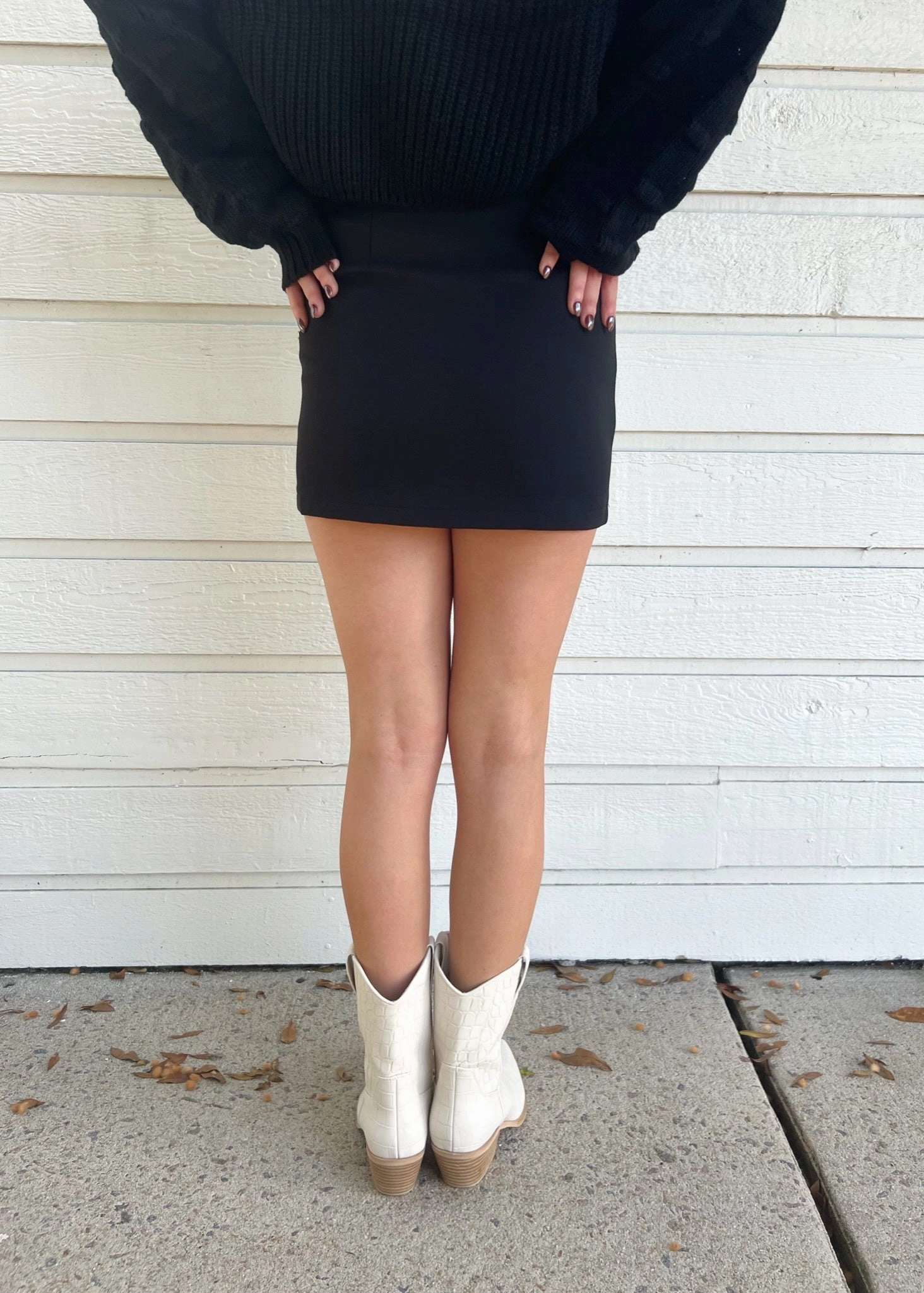 MAUDE MINI SKIRT Travel Vibes Stylist Pick