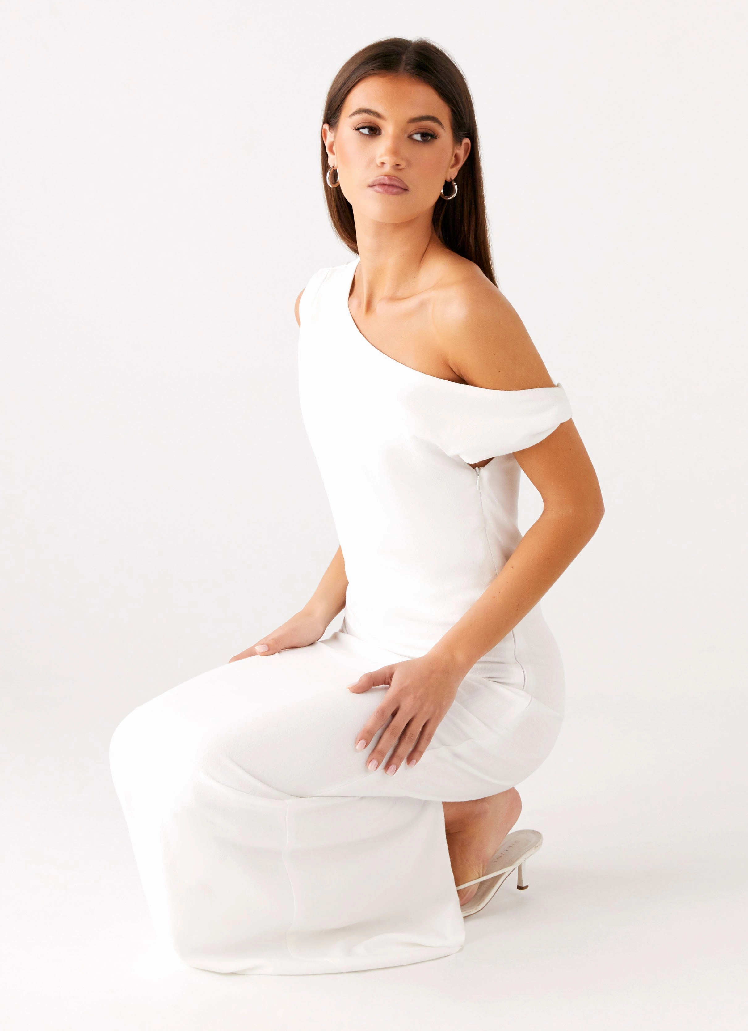 Mckenna Maxi Dress - White Comfort waistband Airy Drape