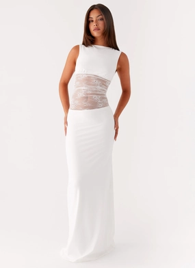 Fitted Design Relax Form Medina Lace Maxi Dress - White