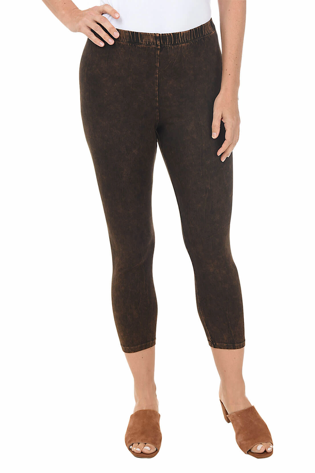 Mineral Wash Capri Legging Fast Move Laser Cut Edges
