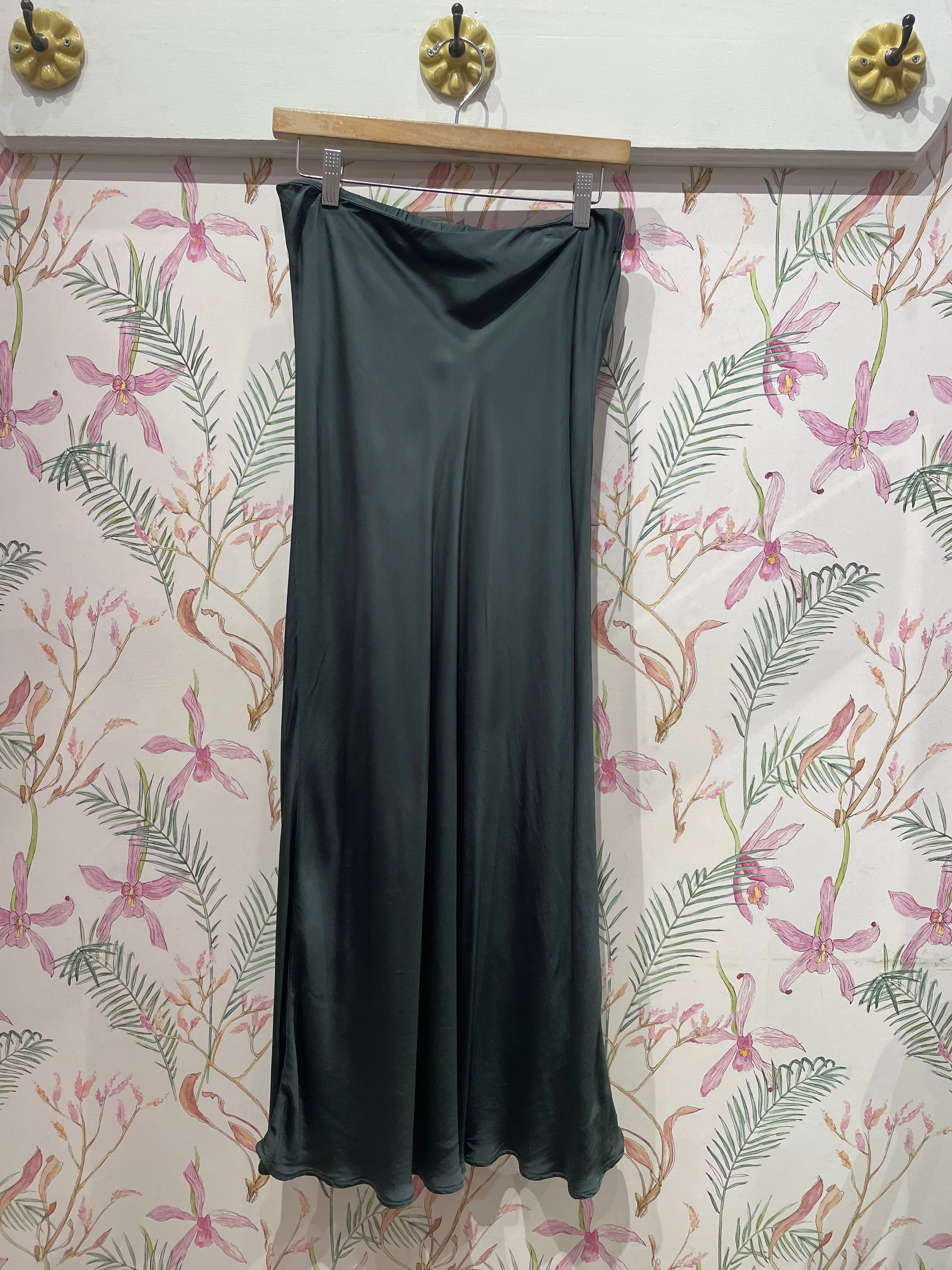 Cadence Satin Skirt in Marsh Urban Pulse