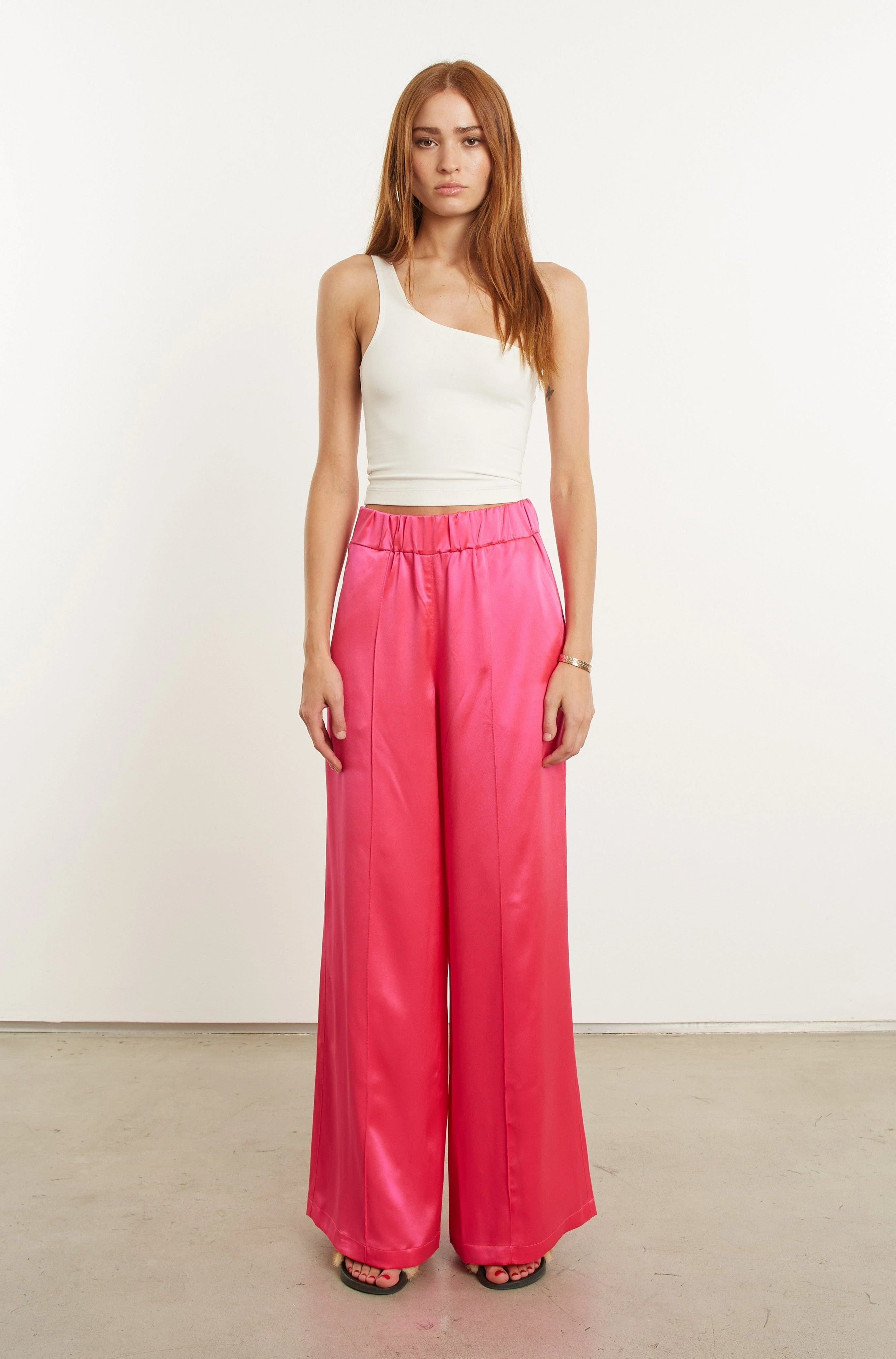 Variable Tension Adjustment Off White City One Shoulder Top