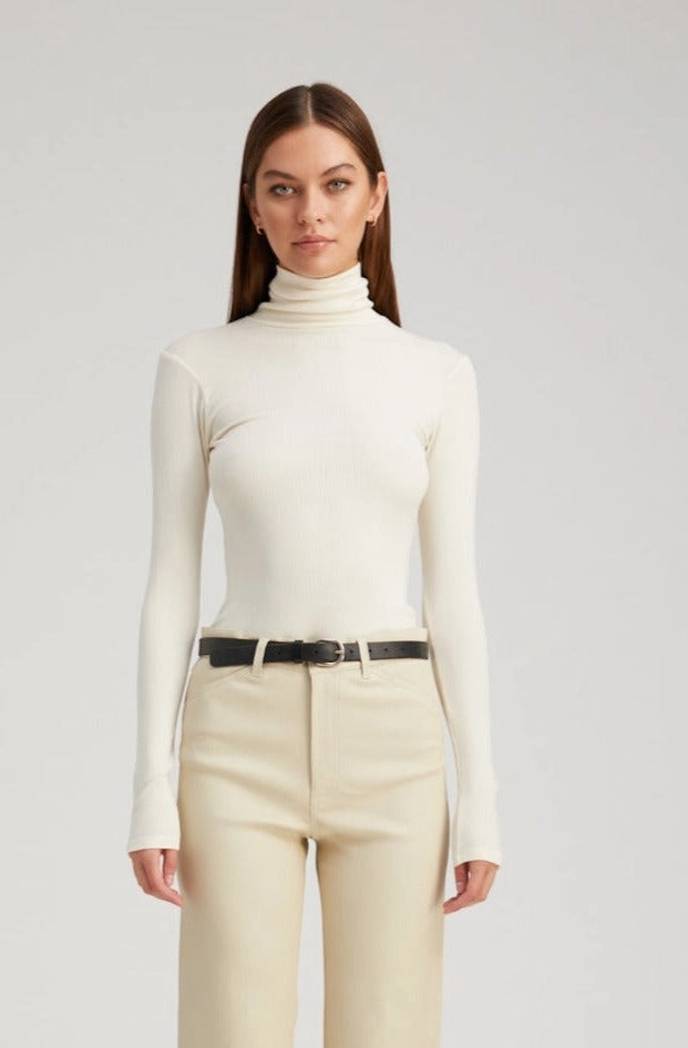 VersatileNeckline Ecru City Long Sleeve Turtleneck