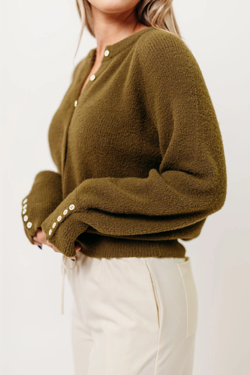 Elegant Blouse Andrea Fuzzy Ribbed Knit Cardigan Top in Olive