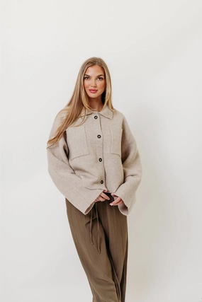 NonIrritatingTags V-neck Shirt Monica Collared Button-Down Sweater in Papyrus