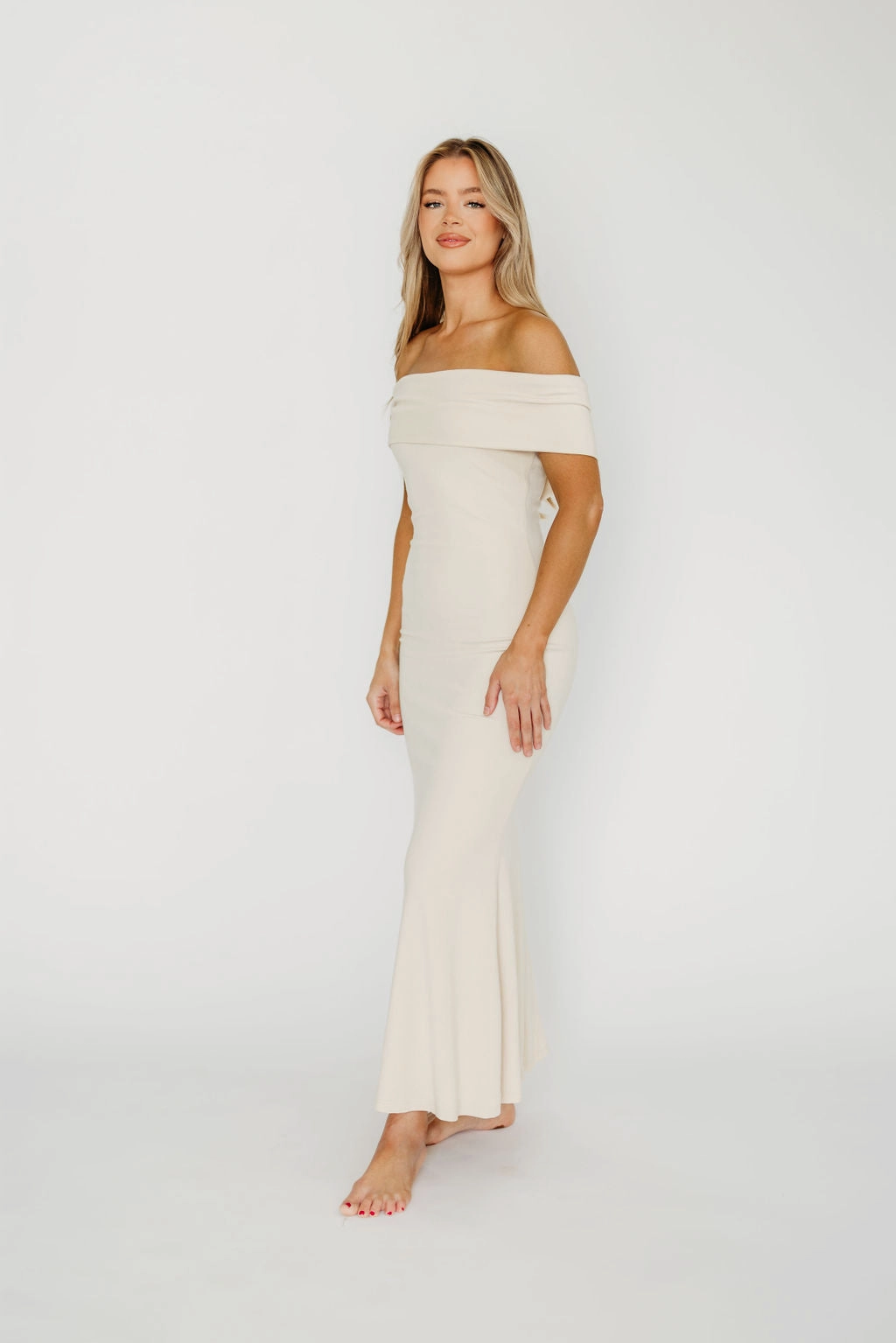 Comfortable and Fashionable Timeless office dress Monroe Maxi Dress in Ivory - Bump Friendly