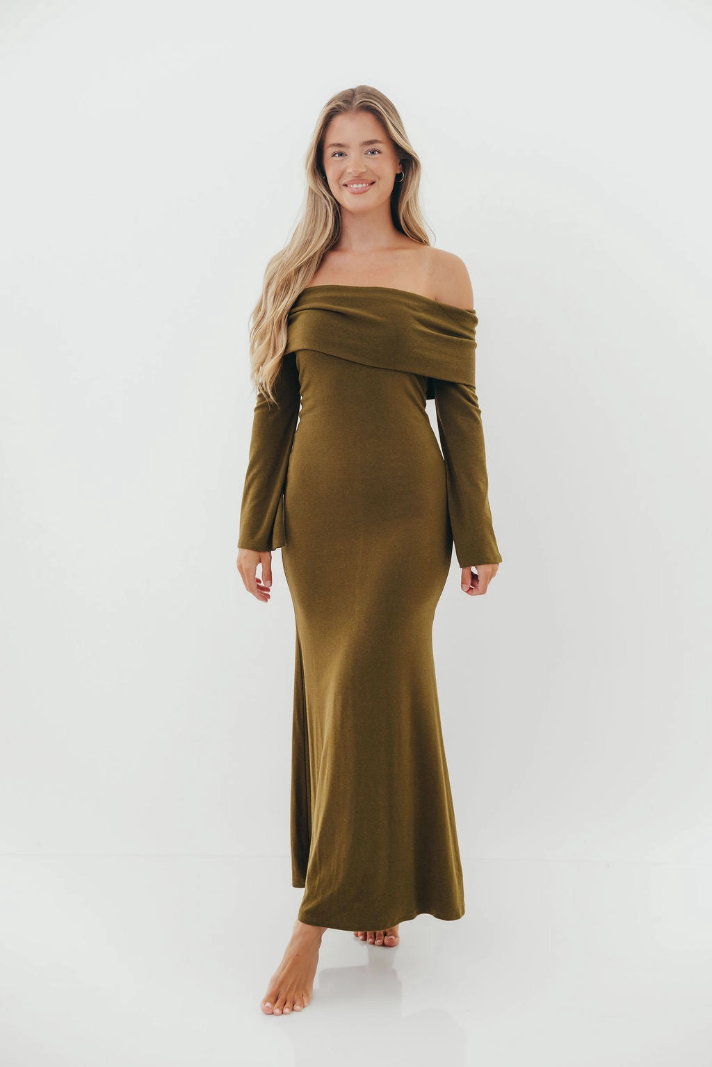 Luxe Fit travel mode Monroe Maxi Dress with Long Sleeves in Olive Green- Bump Friendly