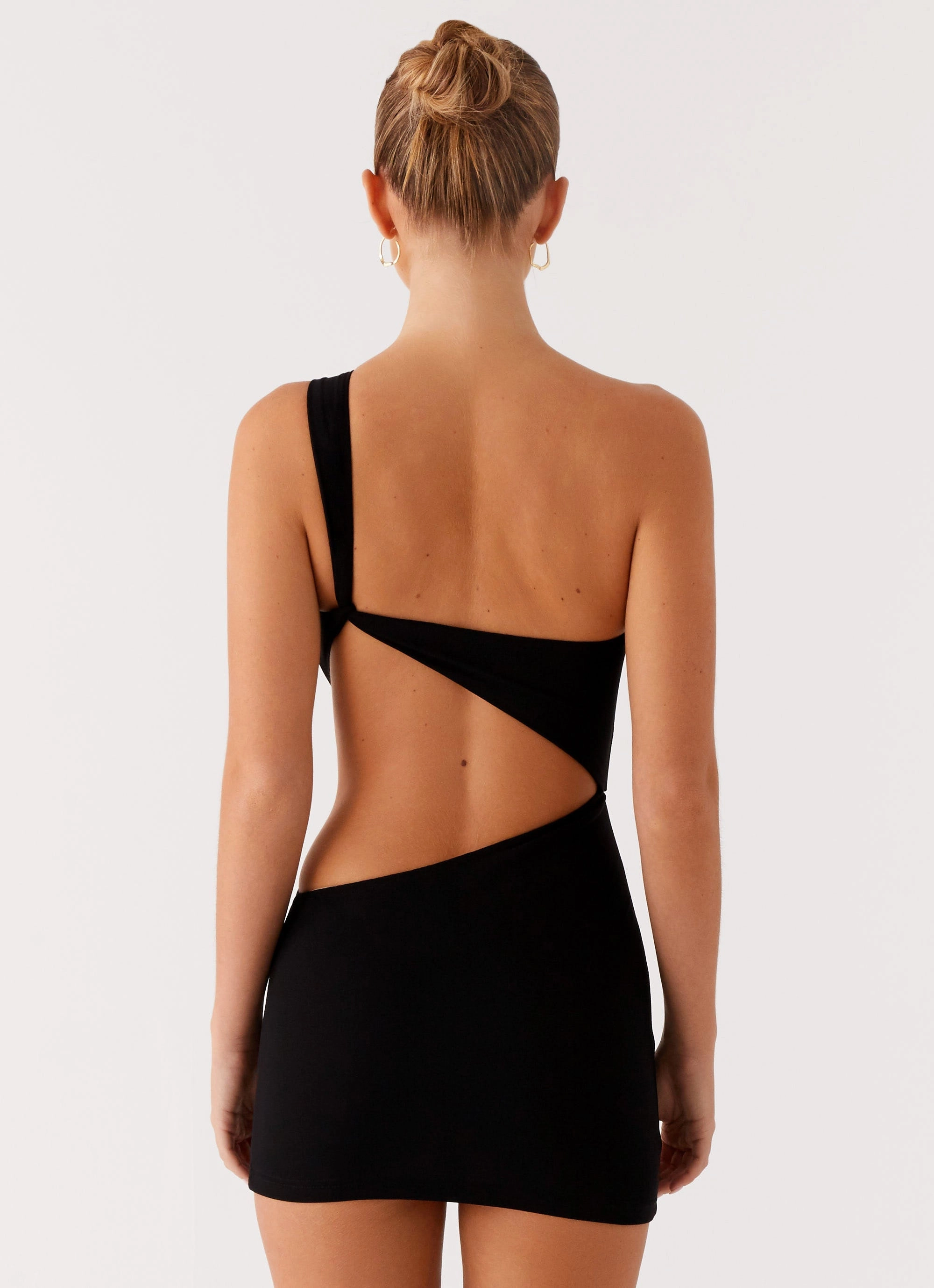 Clean Outline Romantic-Style Morocco Mini Dress - Black