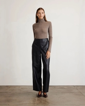 Roomy Fit Jackson Pant