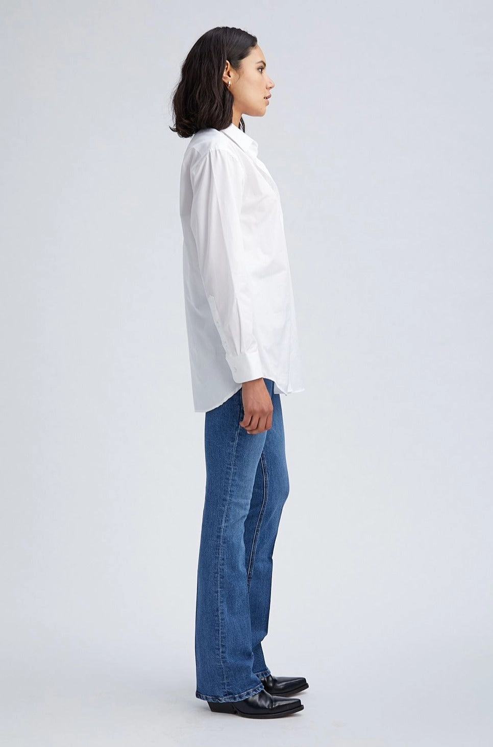 BoxySilhouette Ultrasoft Inner Lining White Slim Fit Button Down With Pocket