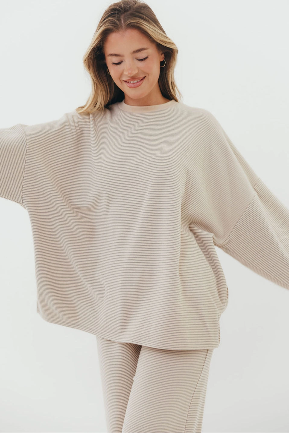 Tubular Body Construction Naomi Oversized Fleece Top in Cream/Grey - Bump Friendly  *Worth Exclusive Print*