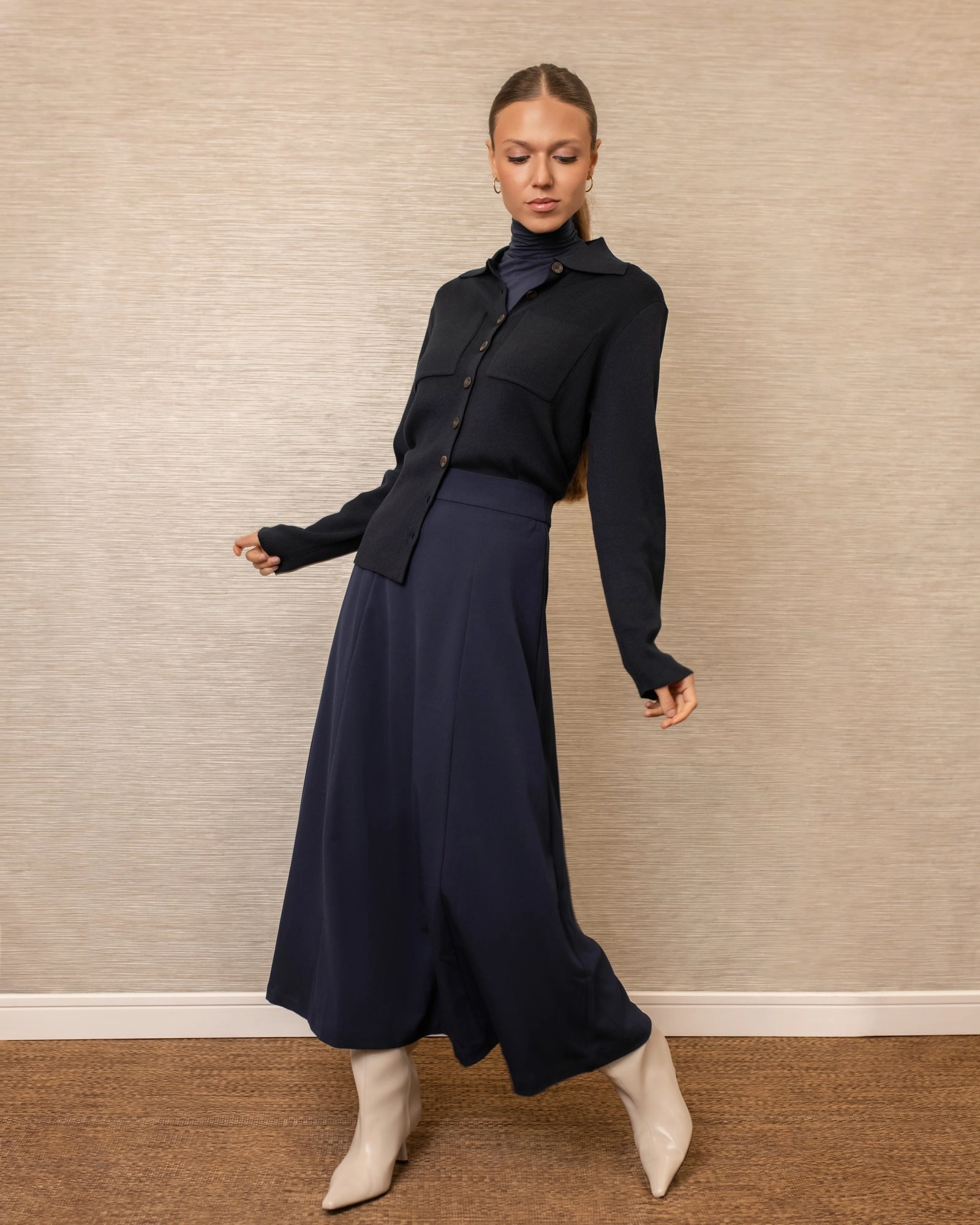 Crisp Edge raw hem Nini Flared Skirt | Navy