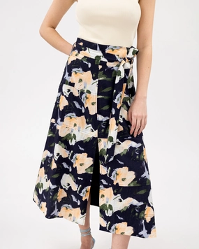 Linen Hudson Skirt CompressionFitFabric Cozy Movement