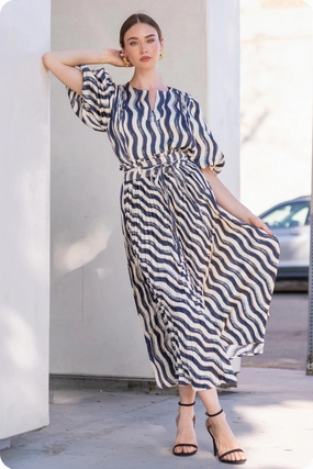 Polka Dot Noelle Wavy Print Maxi Skirt