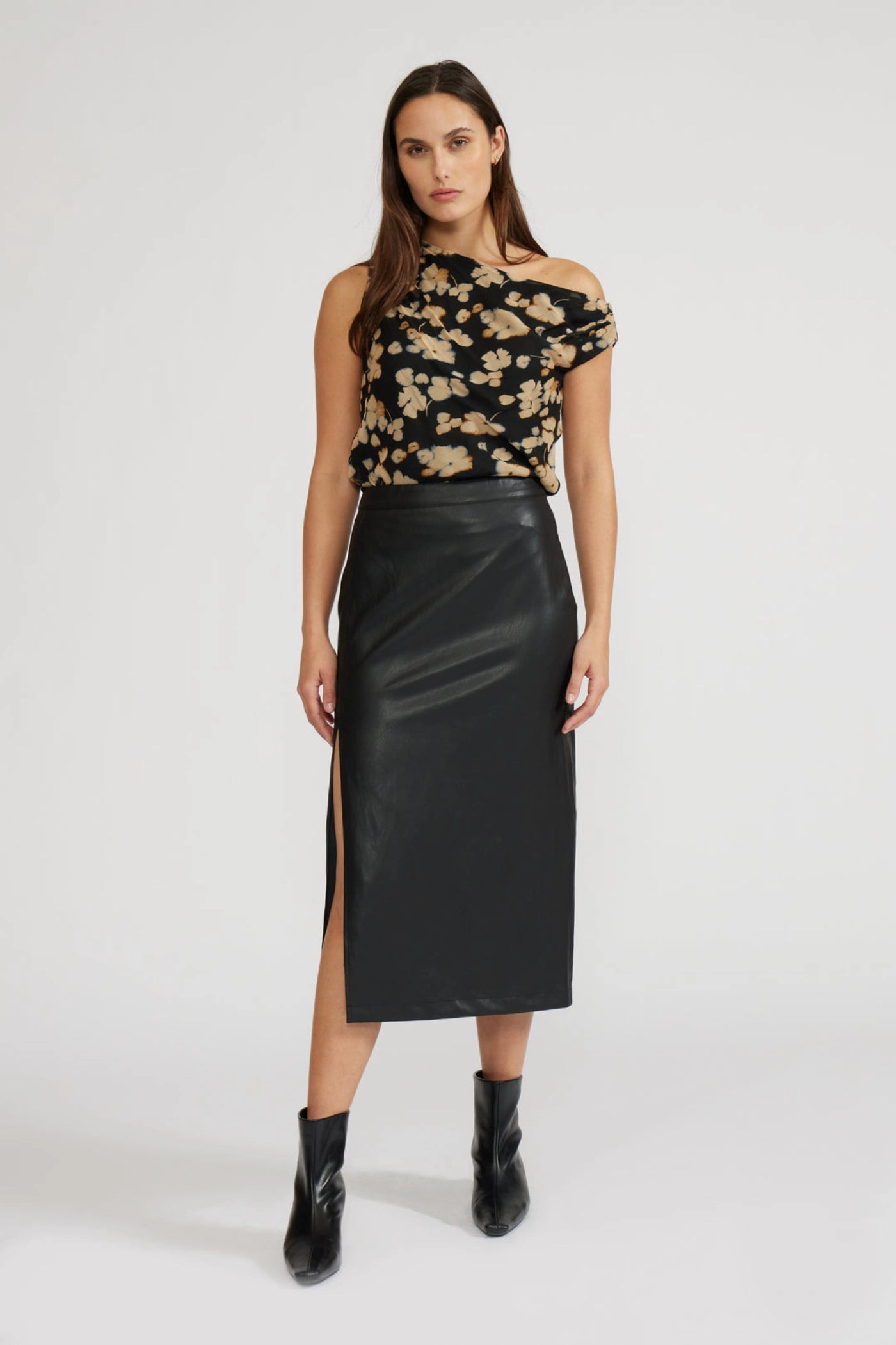 TAYLOR LEATHER MIDI SKIRT Style Preview Fall Favorite