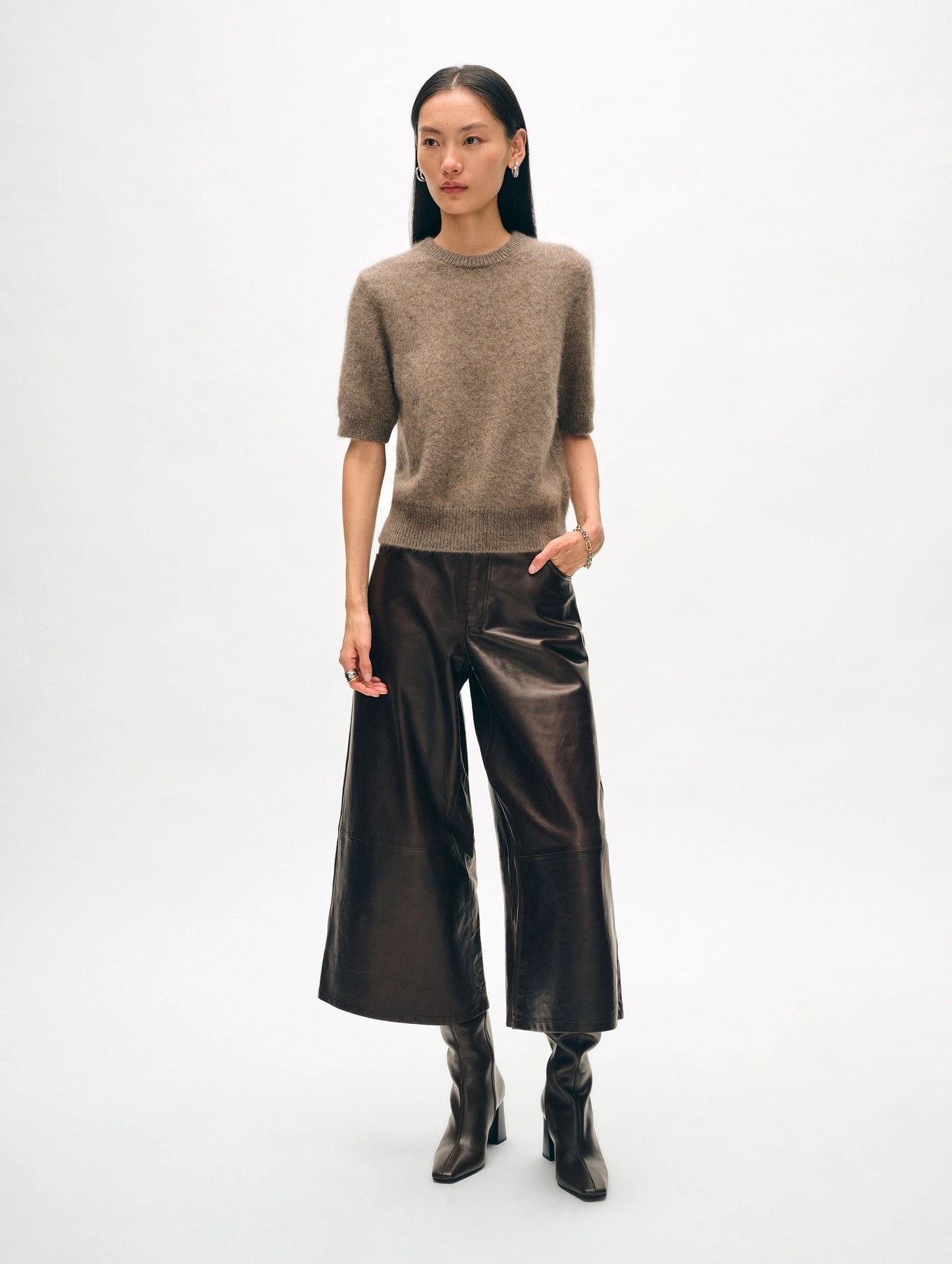 BRUSHED CASHMERE TEE MultiPanel Design ElasticTrimming