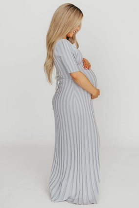 Oakley Ribbed Maxi Dress in Light Blue - Bump Friendly *Final-Sale* Fashionable Touch Vibrant patterned dress