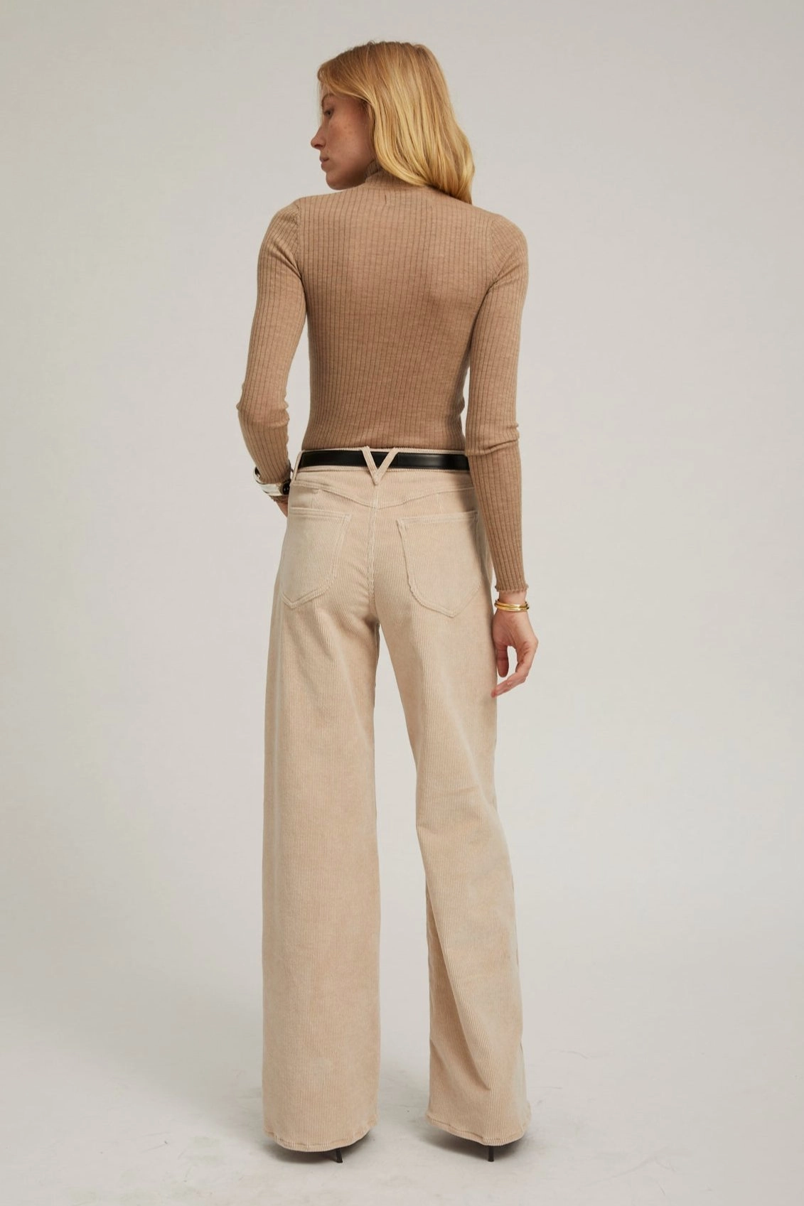 Walk Friendly Outfit Staple Oat Corduroy Wide Leg Trousers