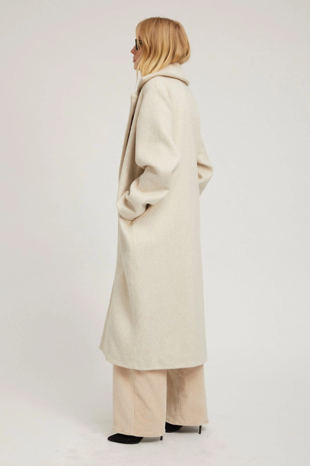 Essential City Look Off White Wool Cashmere Classic Coat