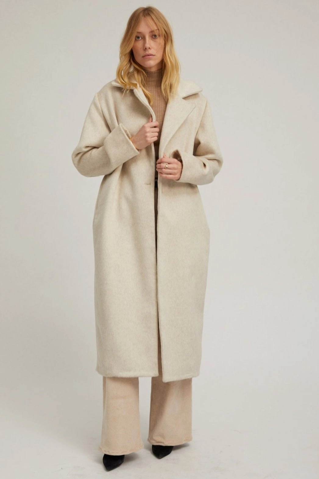 Off White Wool Cashmere Classic Coat Secure Chest Pocket Warm Lining