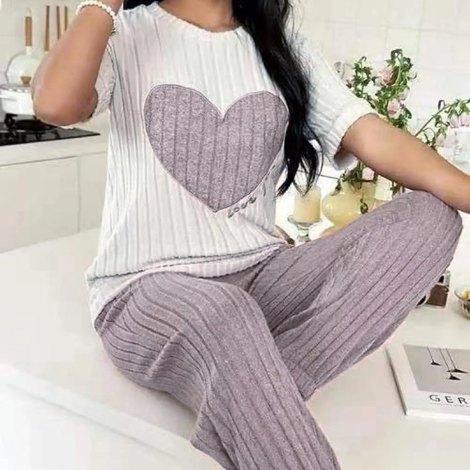 Oplxuo Women Ribbed Knit Pajama Sets Short Sleeve Heart Graphic Top and Pants 2 Piece Soft Pjs Sleepwear Lounge Sets